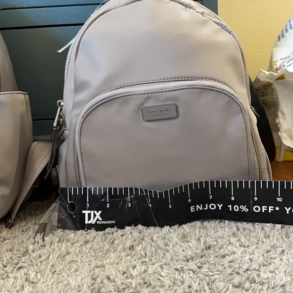 NWT KATE SPADE make offer will sell separate 🎒ONLY THE LARGE ONE IS AVAILABLE. - Picture 7 of 7